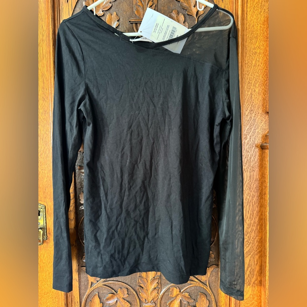 Fabletics Black Women's Mesh and Solid Top